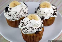 Banana Cream Pie Cupcakes Recipe — Little Custard-Filled Treats