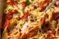Creamy Baked Stuffed Shells with Ricotta and Spinach