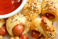 Everything Bagel Pigs in a Blanket Recipe (Video Tutorial)