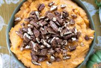 Mashed Sweet Potatoes with Cinnamon-Spiced Pecans