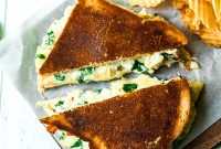 Spinach and Artichoke Grilled Cheese Sandwich Recipe