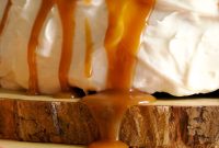 Rich Caramel Rum Sauce Recipe for Desserts and Drinks