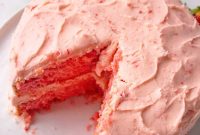 Moist Homemade Strawberry Layer Cake Recipe