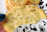 Zero-Carb Keto Parmesan and Fennel Crisps