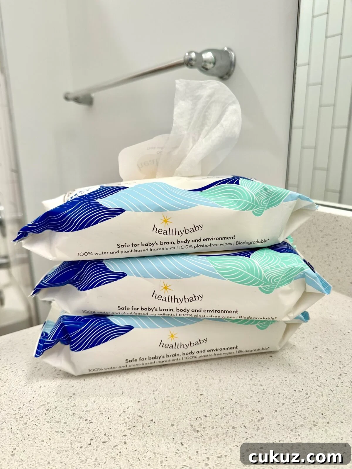 best non-toxic baby wipes from Healthybaby on TheFiltery.com
