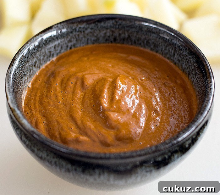 Vegan Slow Cooker Idaho® Potato and Bean Mole