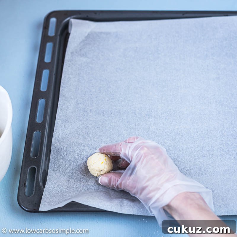 Cookie Dough Ball | Low-Carb, So Simple