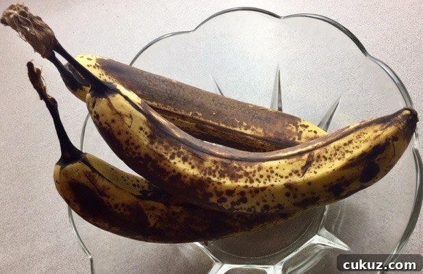 Purple Ribbon Banana Cake Recipe with Moist Banana Frosting 3 img 2117 2