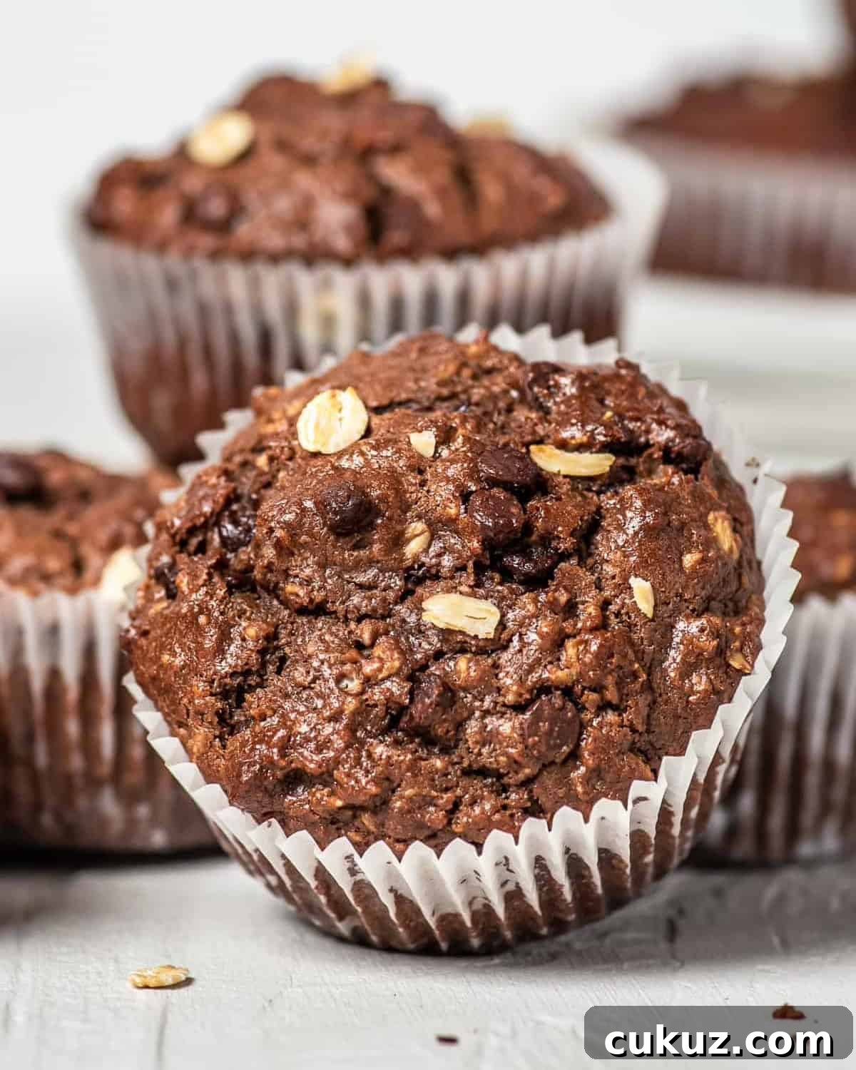 Cinnamon Roll Muffins: Soft Swirl Muffin Recipe with Cream Cheese Glaze 13 Chocolate Oatmeal Muffins