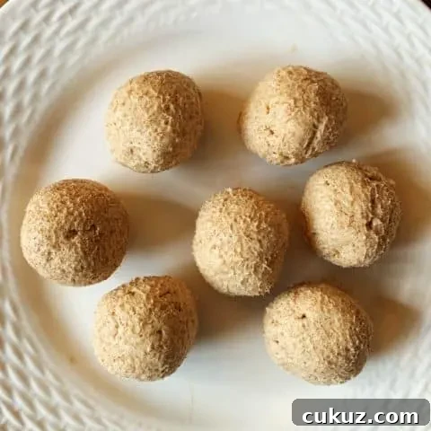 Cinnamon Roll Fat Bomb - Keto / Low Carb