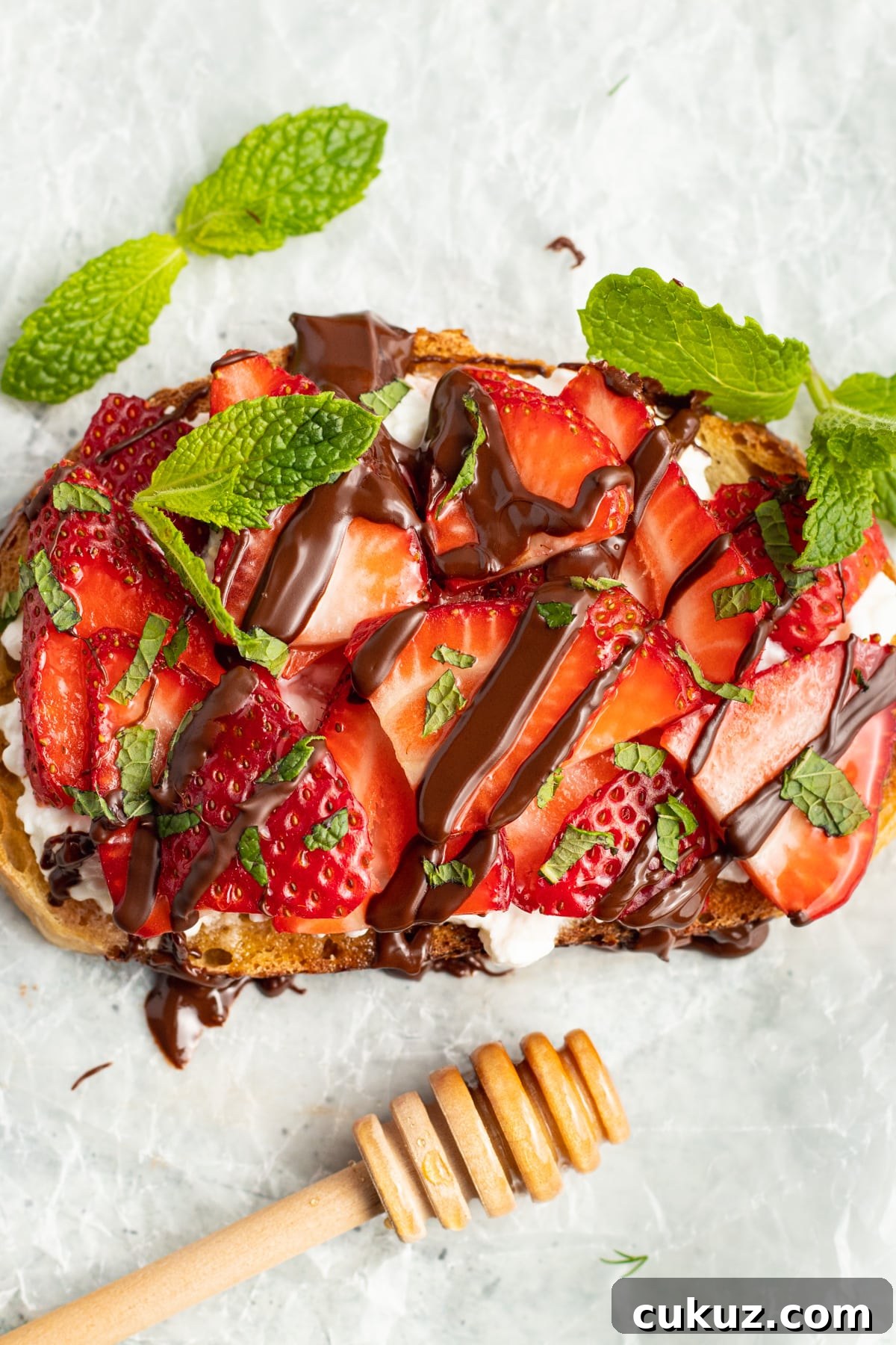 Picture of strawberry and chocolate toast. 