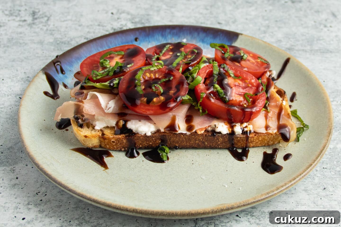 Picture of toast straight on. 