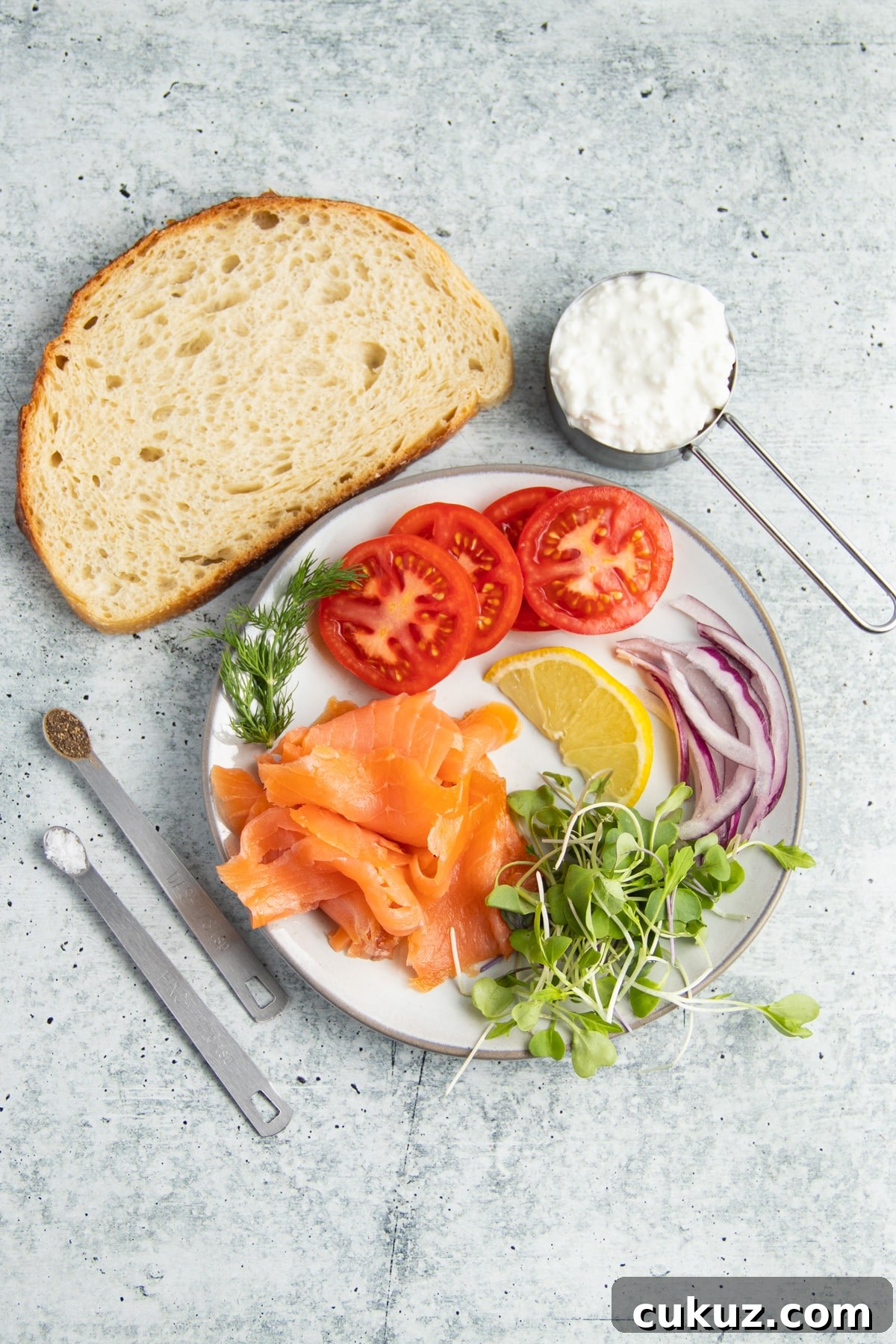 Picture of all ingredients for smoked salmon cottage cheese toast.
