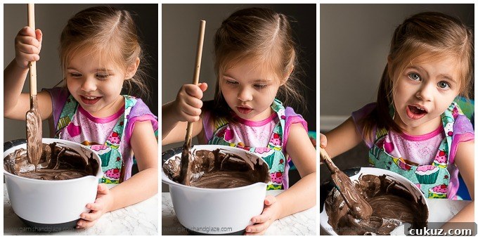 chocolate-raspberry-swiss-roll-15